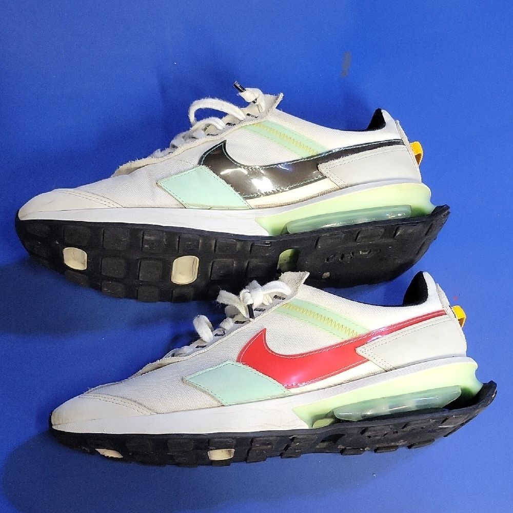 Mens 11 Nike Air Max Pre Day White and Red Air Max with Mint Accents. Great. - Picture 3 of 6